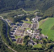 Das Klärwerk Buchenhofen in Wuppertal aus der Luft.