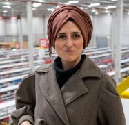 Gülnur Celik im Picnic-Warenlager