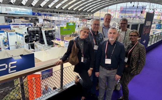Interclean Amsterdam: Die Delegation von Rudolf Weber Gebäudedienste beim Besuch der Fachmesse.